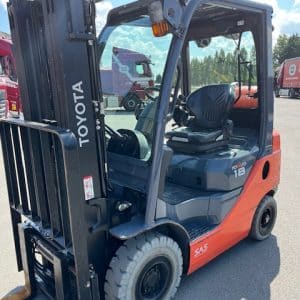 Chariot élévateur Toyota 02-8FGF18