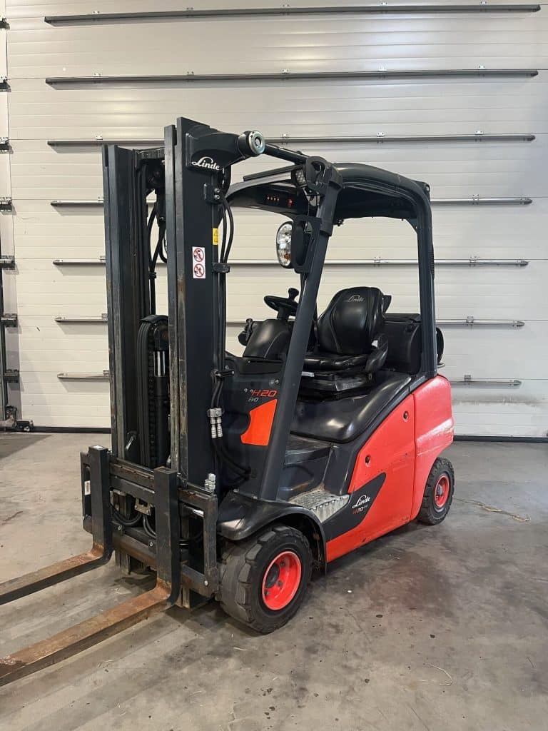 Chariot élévateur occasion Linde H20T